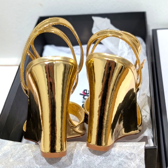 NIB Larroudé Yves Wedge In Gold Specchio - Picture 15 of 16